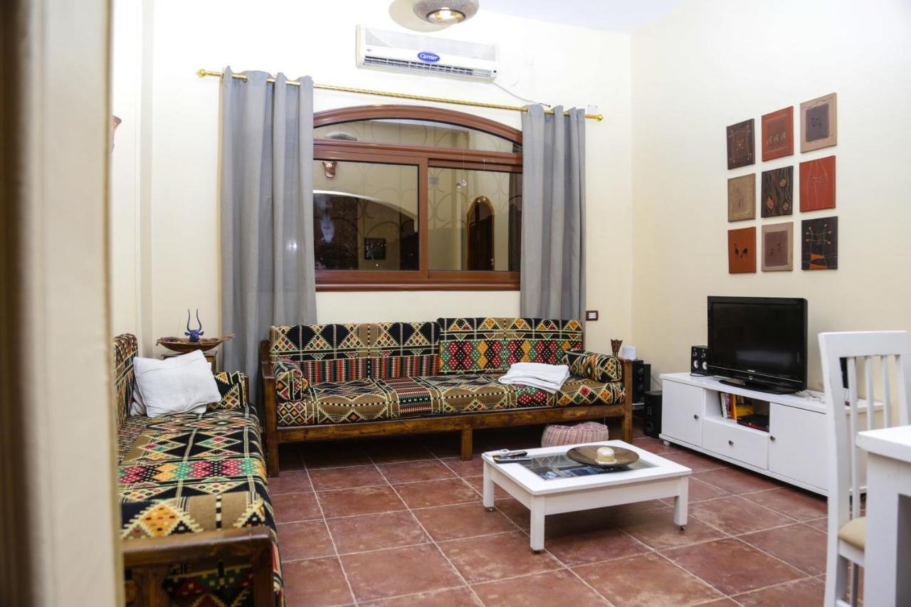 Habibi Nubian Guest House-Nubian Hospitality أسوان المظهر الخارجي الصورة