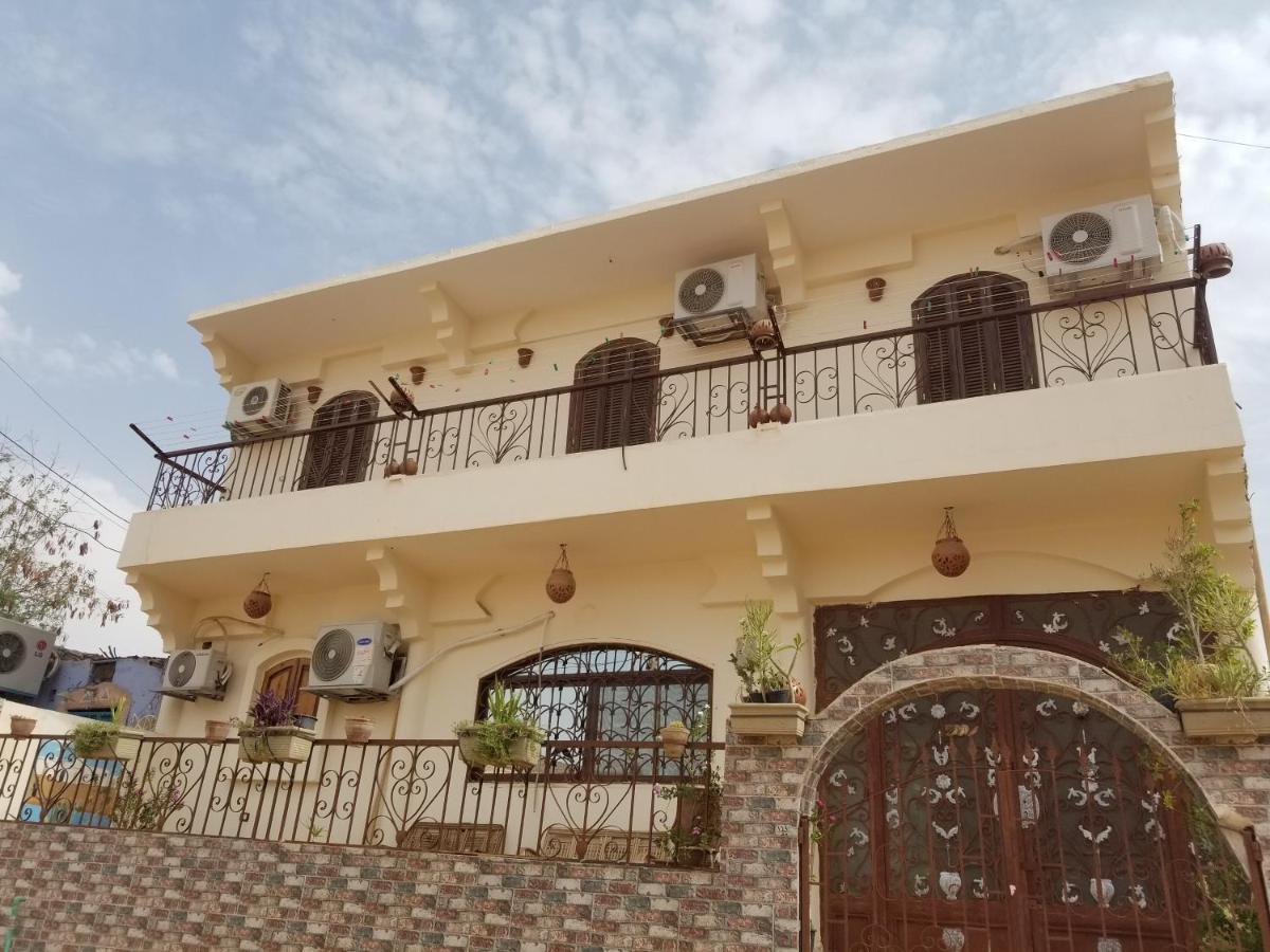 Habibi Nubian Guest House-Nubian Hospitality أسوان المظهر الخارجي الصورة